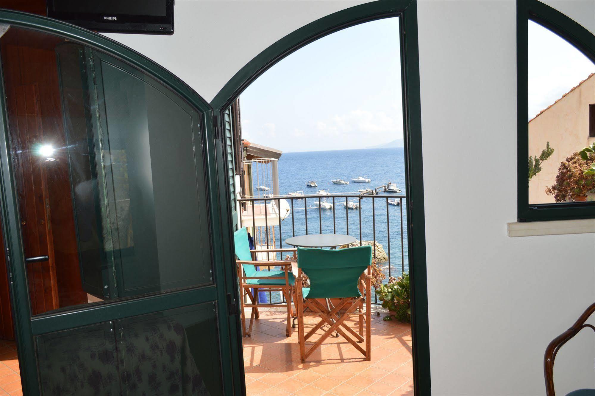 Le Piccole Grotte Acomodação com café da manhã Scilla Exterior foto
