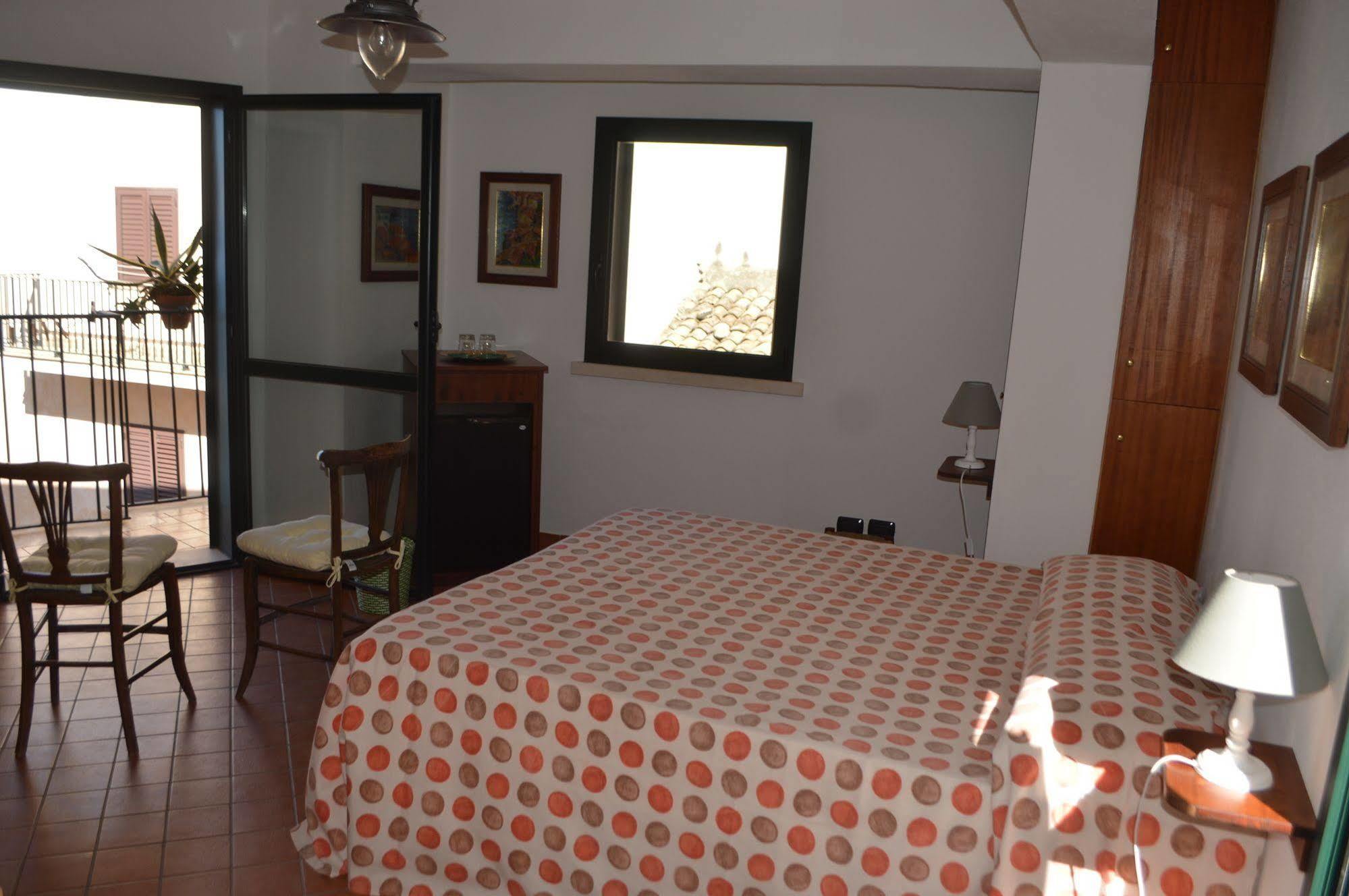 Le Piccole Grotte Acomodação com café da manhã Scilla Exterior foto